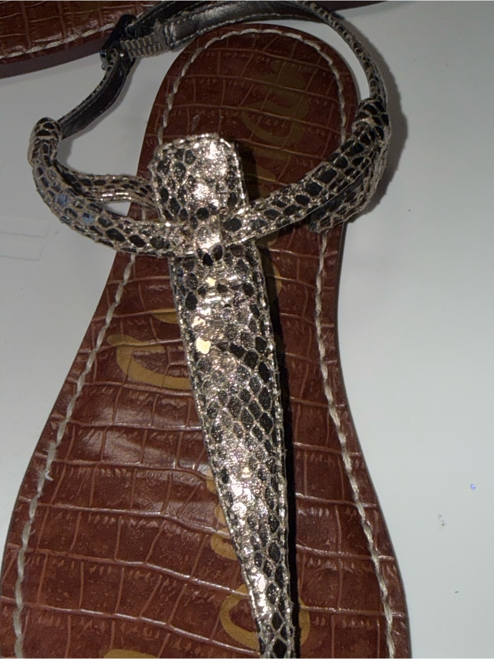 Sam Eidelman  Gigi Metallic Snake-Print T-Strap Women's Sandals - Bronze. 7 - Picture 4 of 7